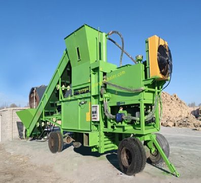 Straw baler