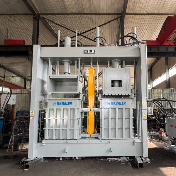 NK-T90L 100kg Twin Box Clothes Baler Machine